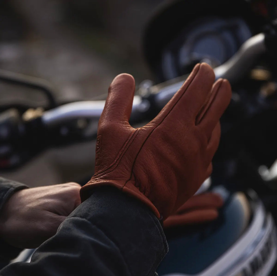 Gants “Rascal” Cafe Leather, Cuir de cerf et Kevlar®