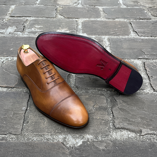 Souliers : comment trouver la patine parfaite selon votre style ?